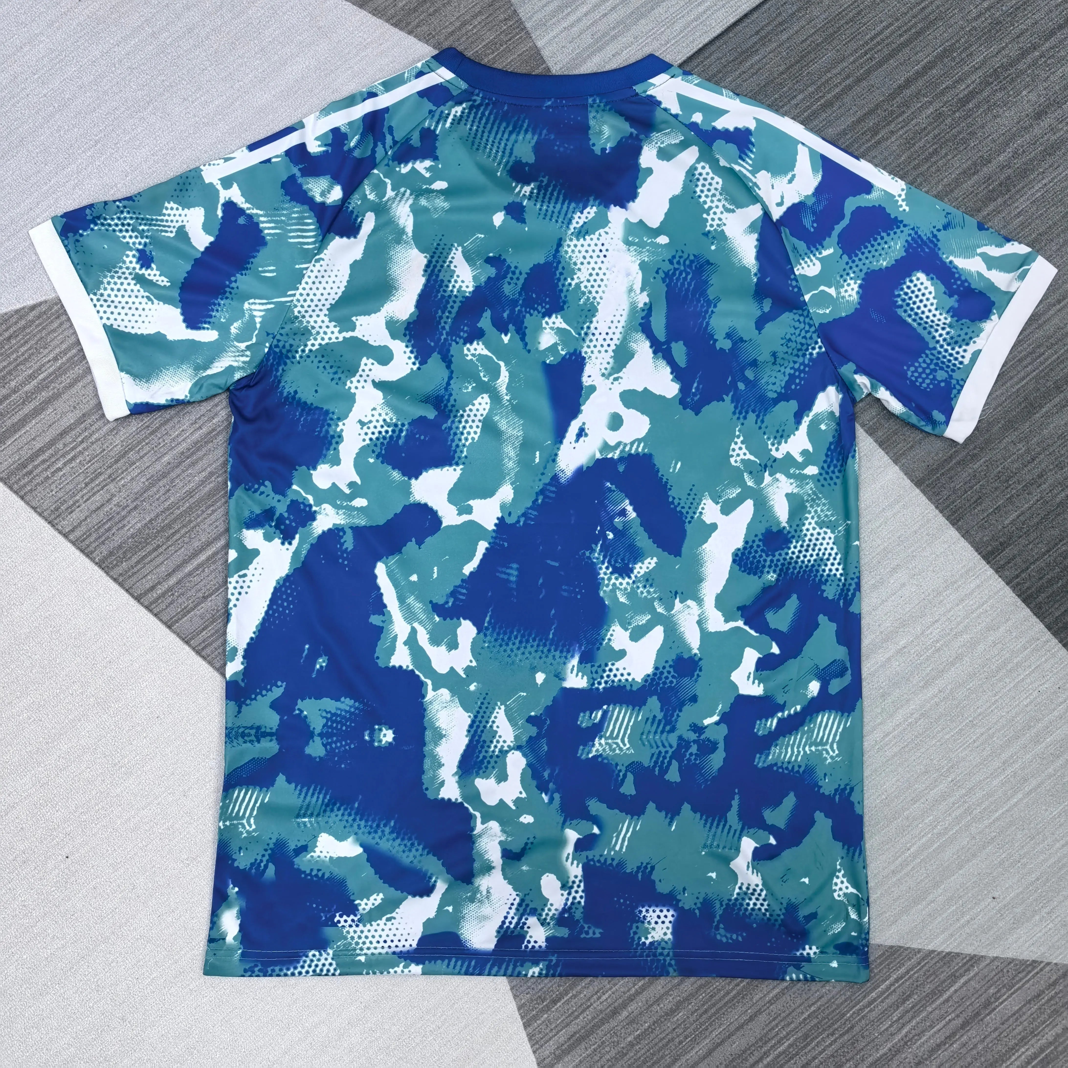 Maillot Réal Madrid Spécial "Military Blue" kronosfoot