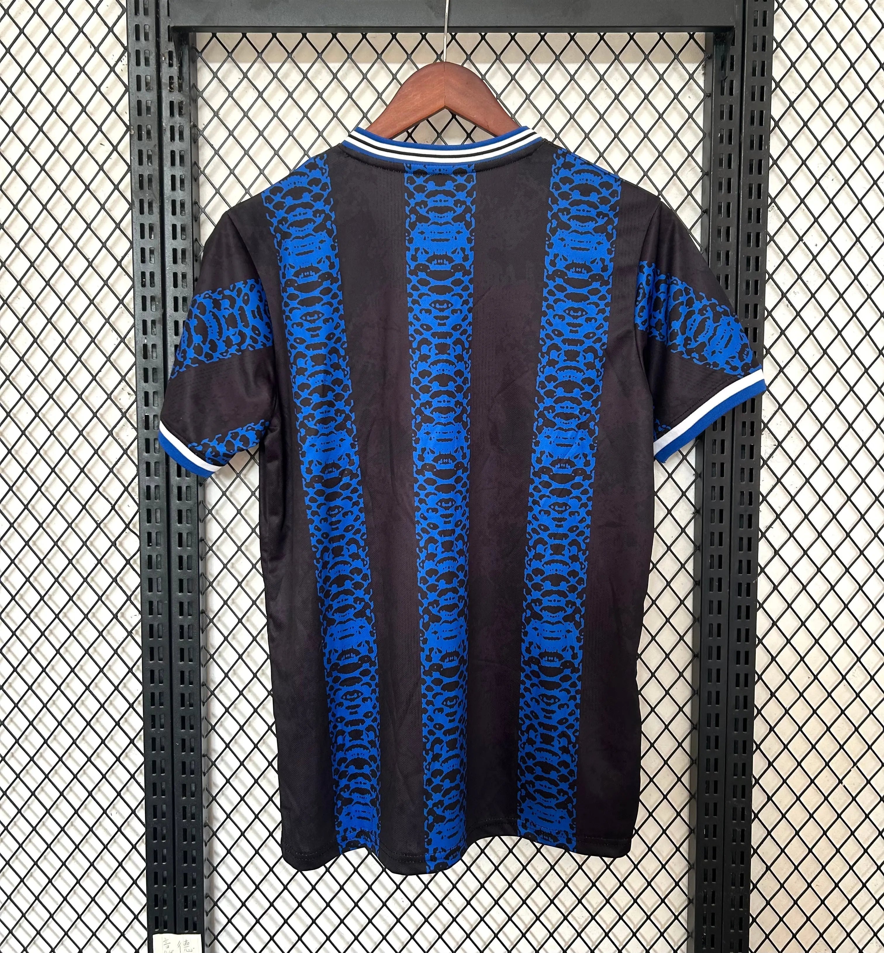 Maillot 24/25 Inter Milan Spécial Serpent L'Univers Du Maillot
