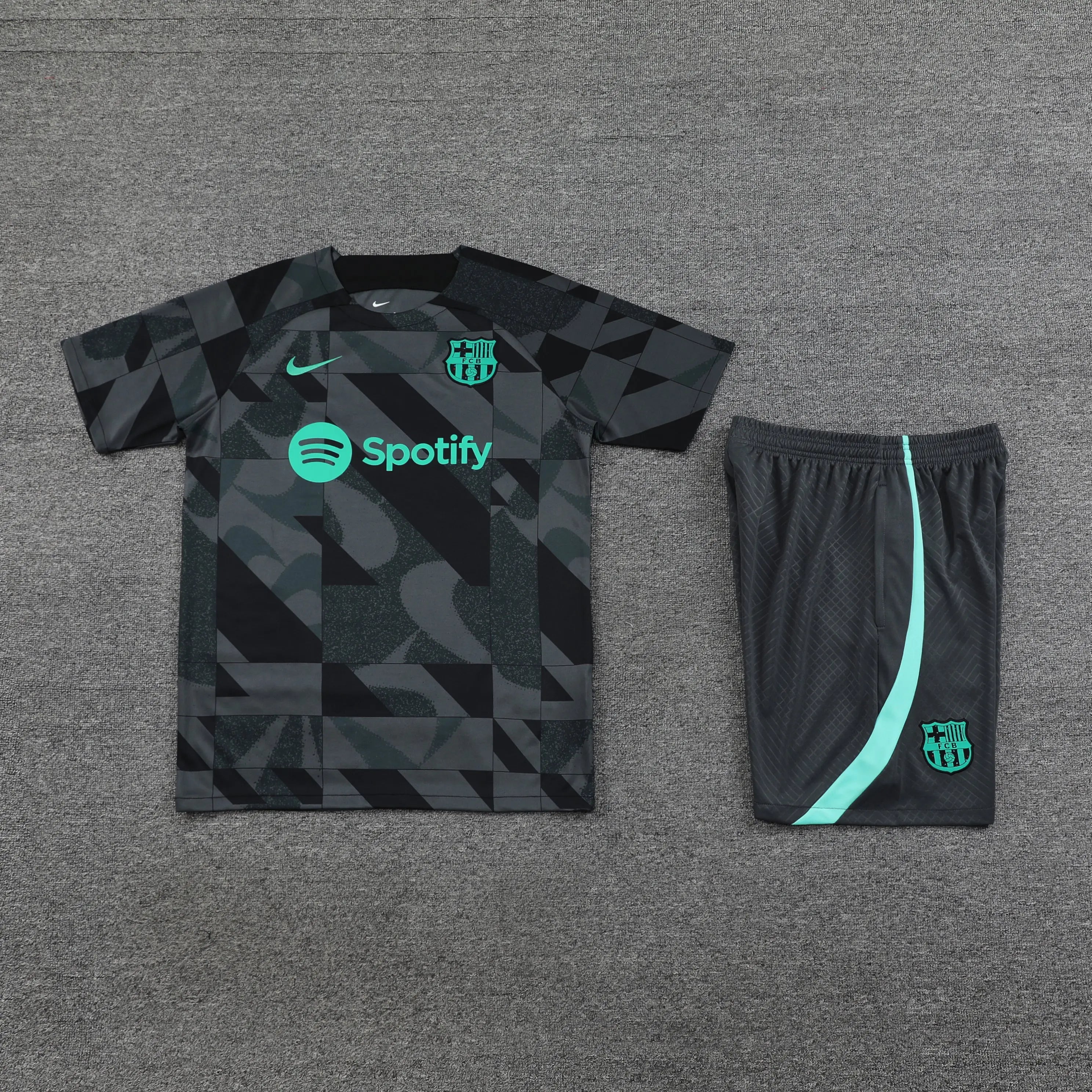 Ensemble Barcelone 2025 kronosfoot