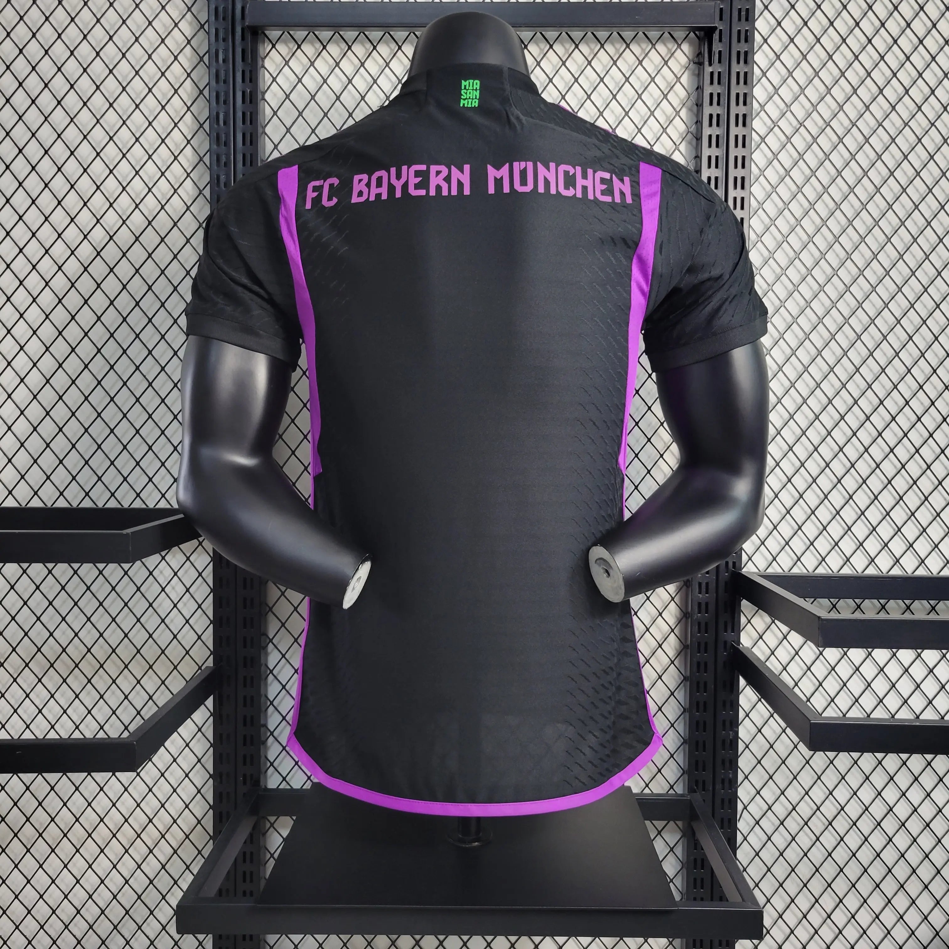 Bayern Munich maillot Extérieur version Player 2023 2024 L'Univers Du Maillot