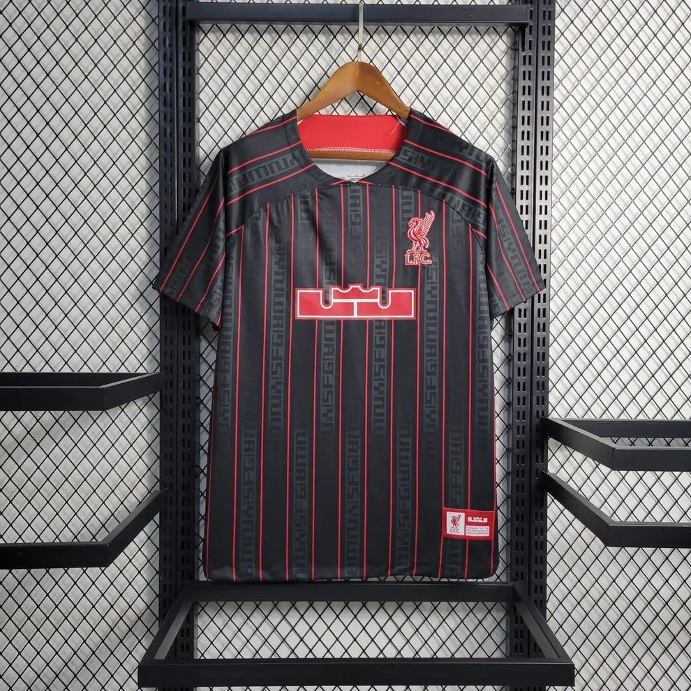 Liverpool x LeBron James Édition spéciale 2023 L'Univers Du Maillot