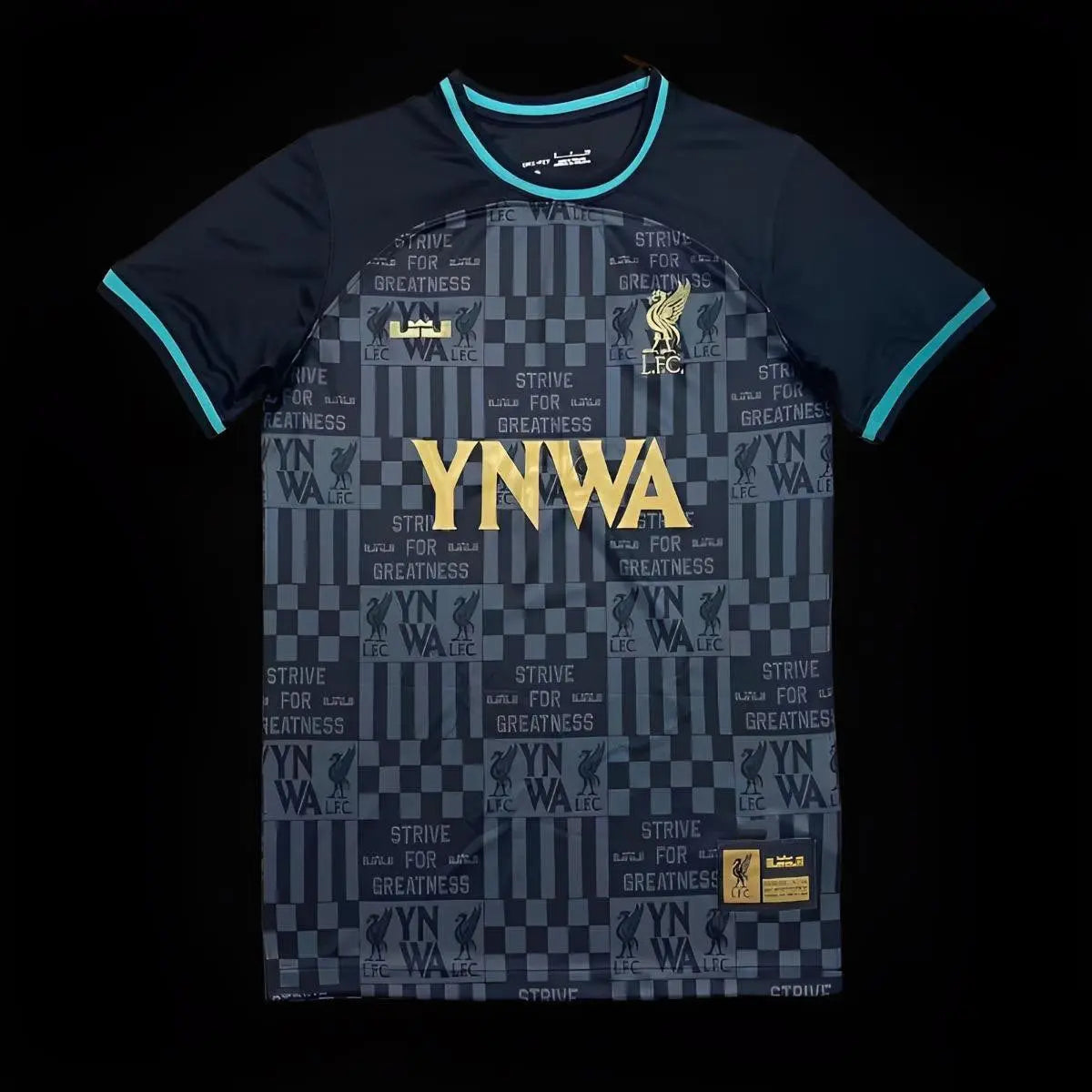 Liverpool x LeBron YNWA Édition limitée 2023 2024 L'Univers Du Maillot