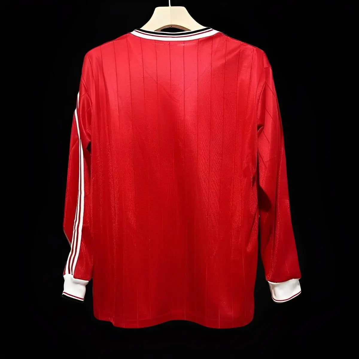 Manchester United maillot Domicile Rétro Manches Longues 1982 1983 L'Univers Du Maillot