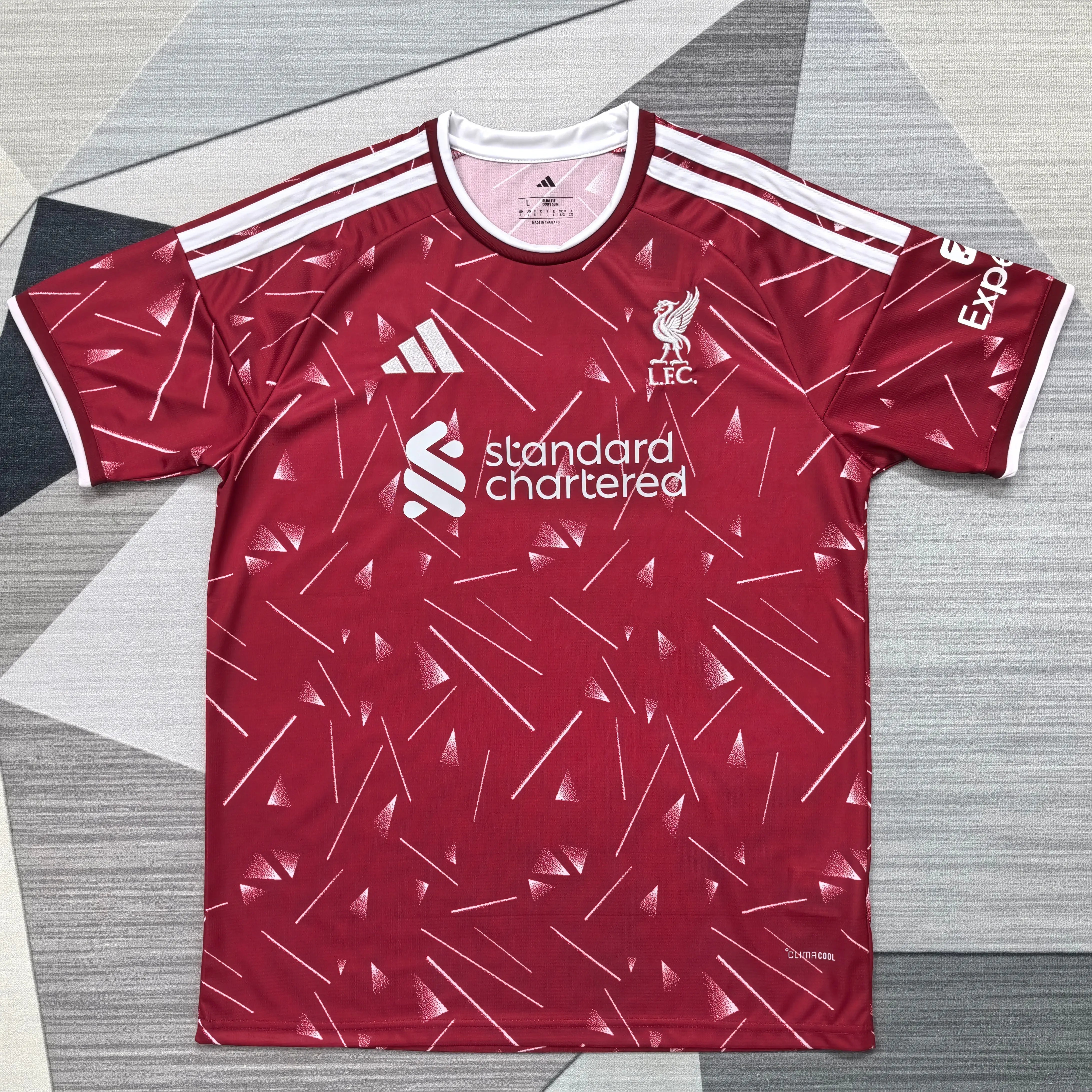 Maillot Liverpool concept 26/27 kronosfoot