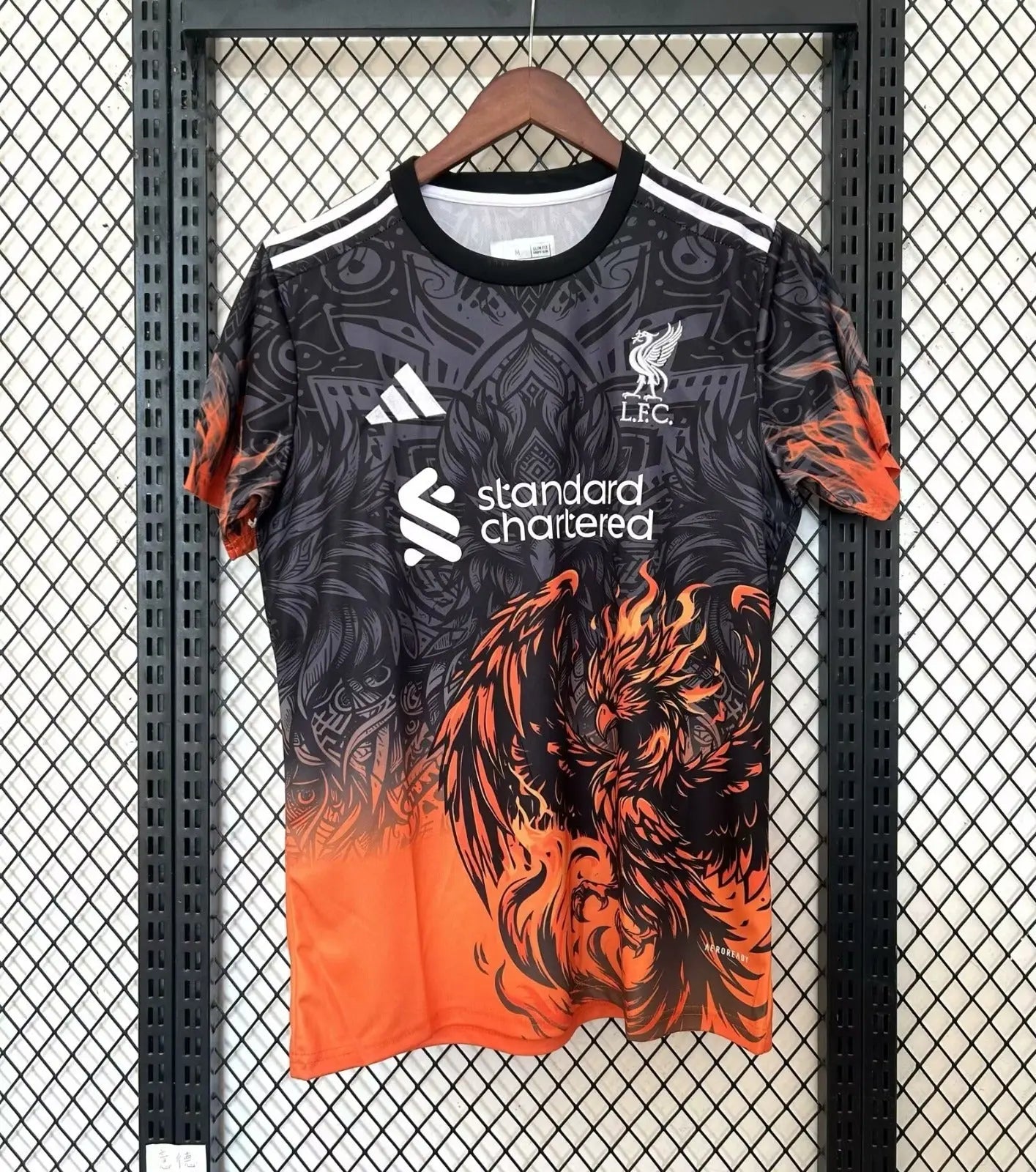 Maillot 24/25 Liverpool Orange Spécial Dragon L'Univers Du Maillot