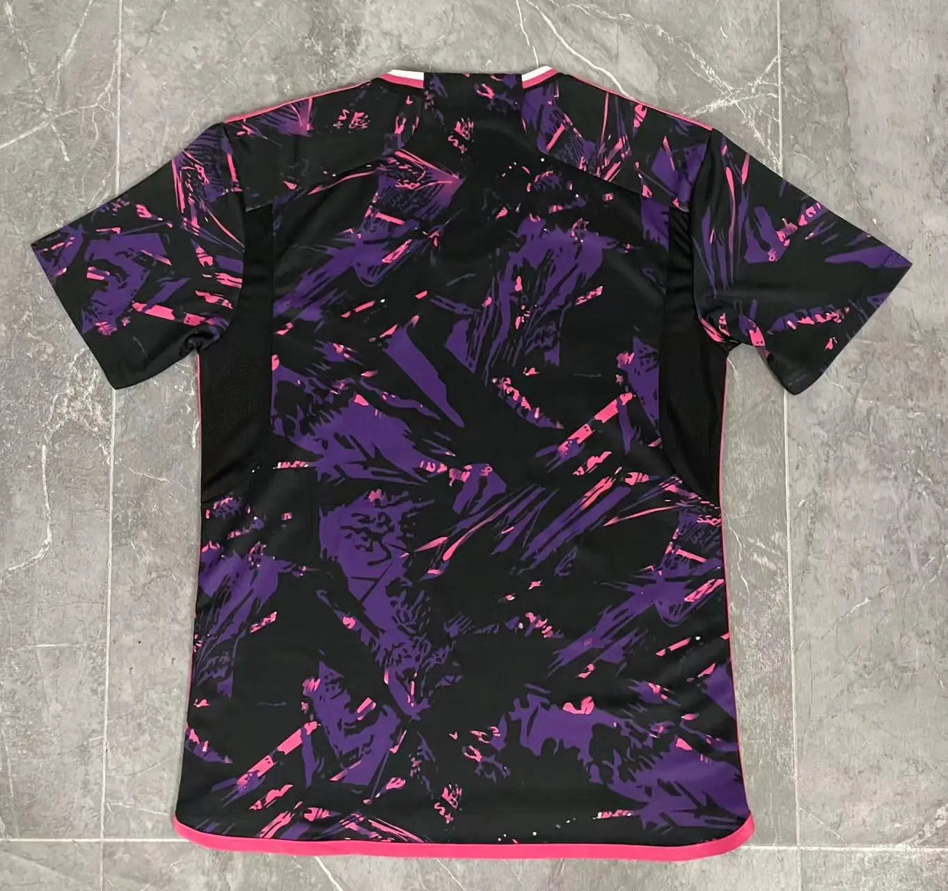 Maillot 25/26 Real Madrid Spécial Violet L'Univers Du Maillot