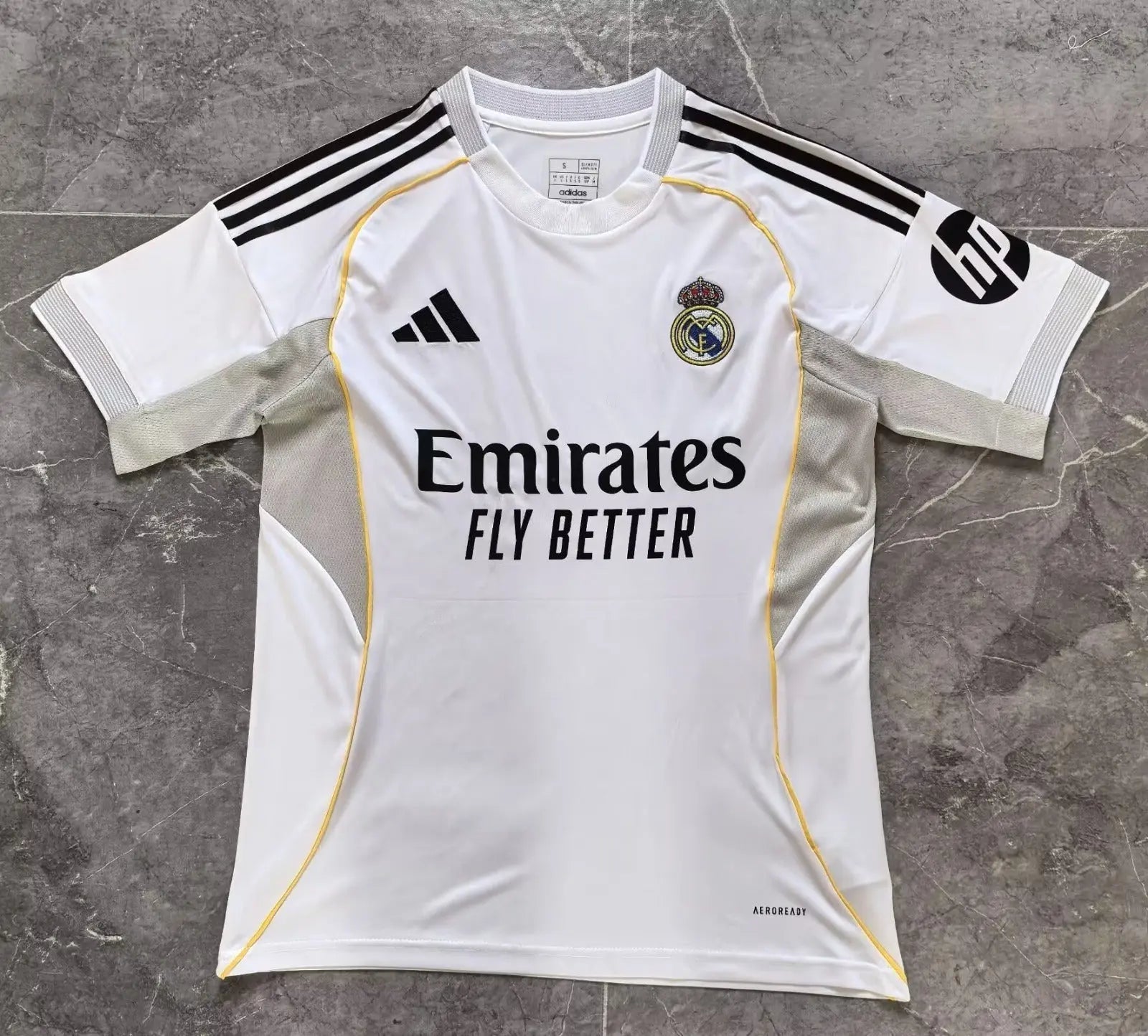 Maillot 25/26 Real Madrid Spécial L'Univers Du Maillot