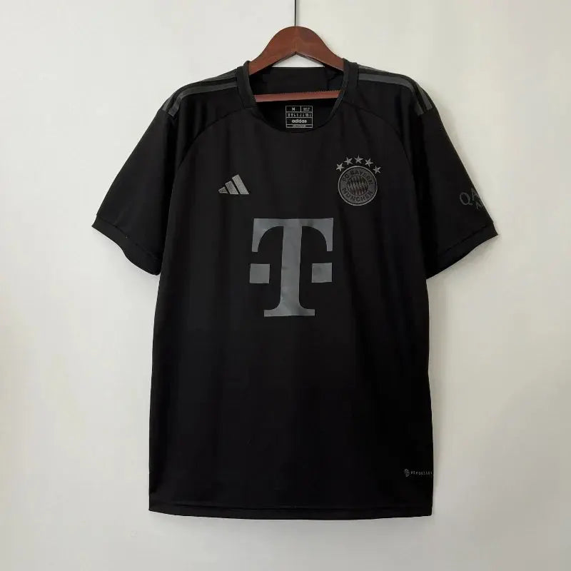 Maillot 23/24 Bayern Munich Spécial L'Univers Du Maillot