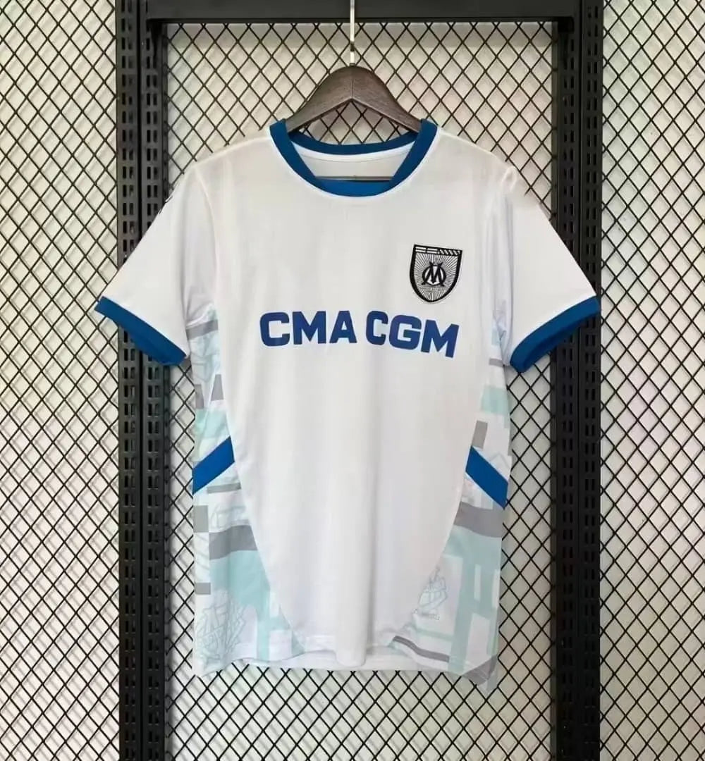 Maillot 24/25 OM Blanc L'Univers Du Maillot