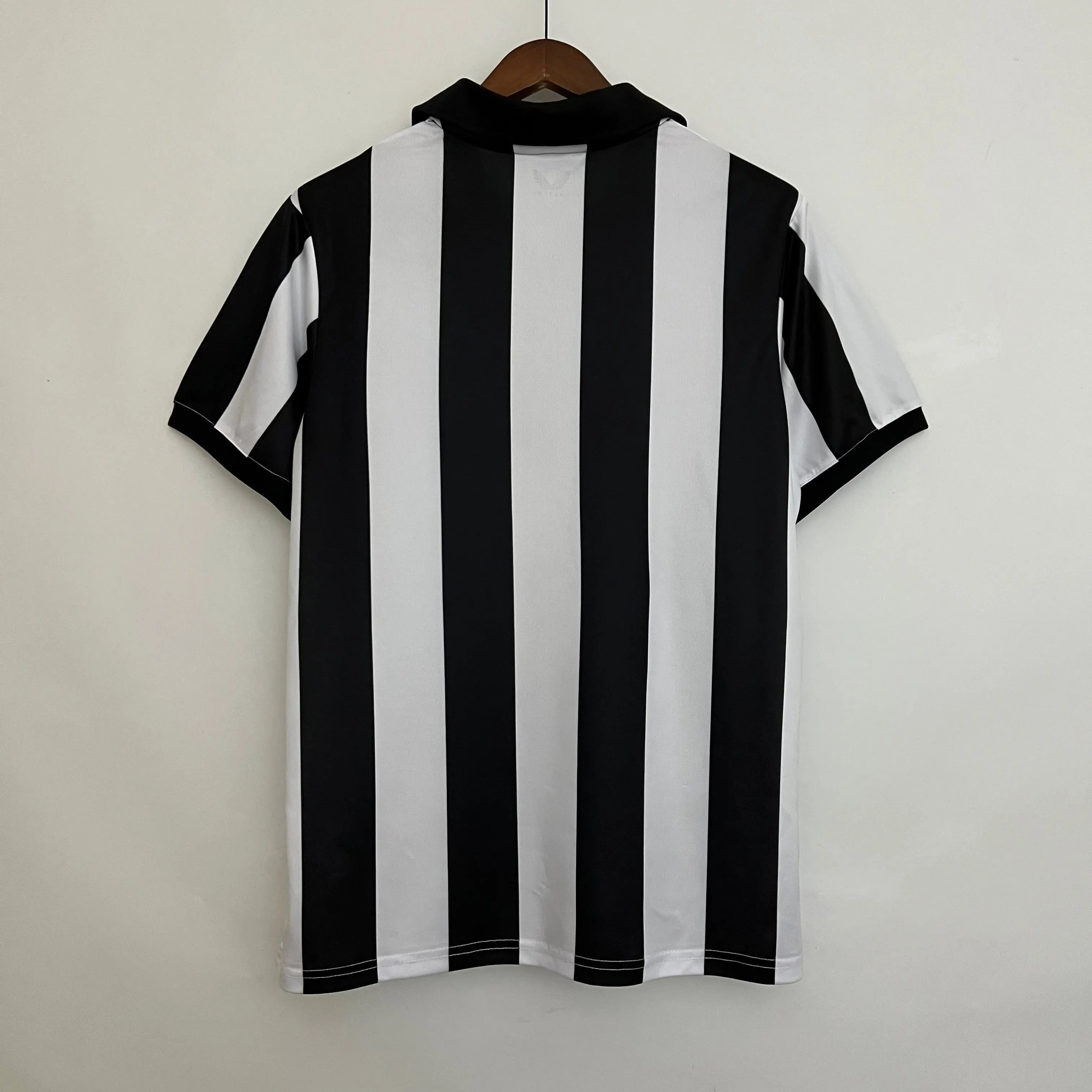 Newcastle Édition spéciale 130ème Anniversaire 2023 2024 L'Univers Du Maillot