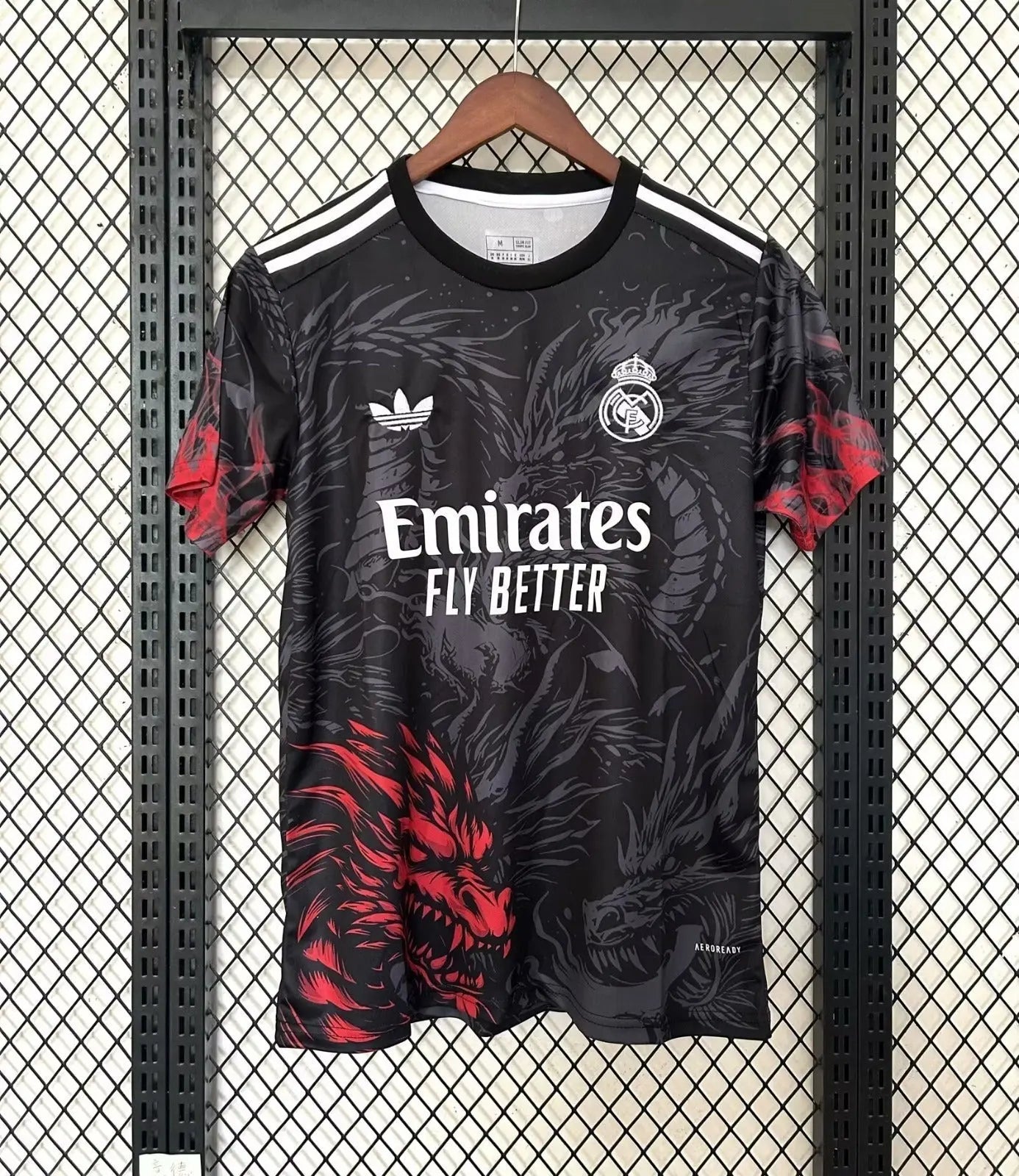 Maillot 24/25 Real Madrid Noir Spécial Dragon L'Univers Du Maillot