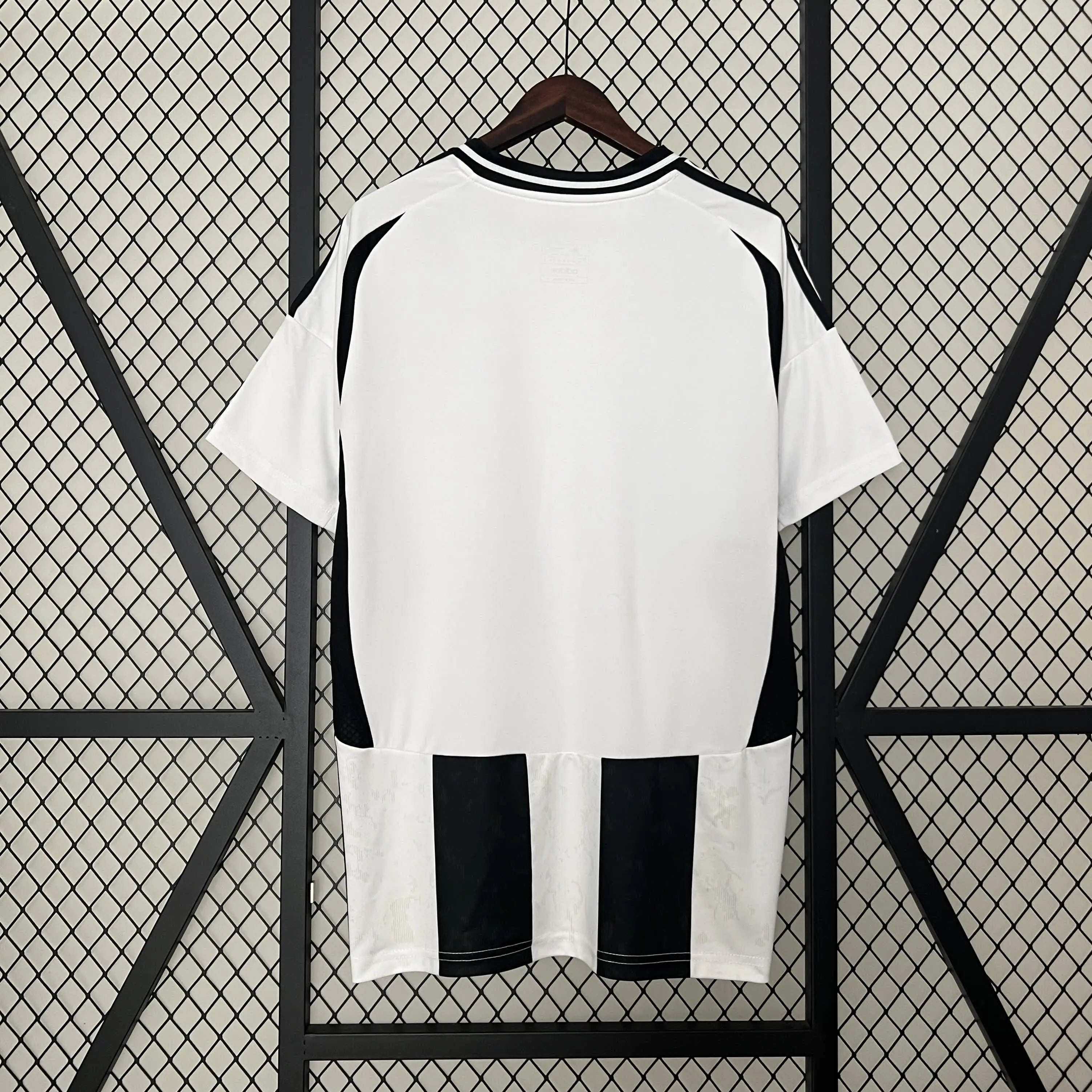 Maillot 24/25 Juventus Home L'Univers Du Maillot